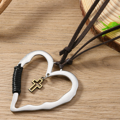Heart Shape Necklace For Women In Retro Style Featuring Coffer Color