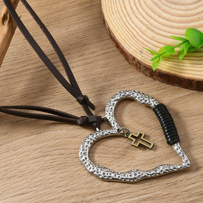 Heart Shape Necklace For Women In Retro Style Featuring Coffer Color