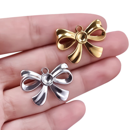 Golden Bow Tie Pendant For Stylish Looks Made Of Durable 304 Stainless Steel