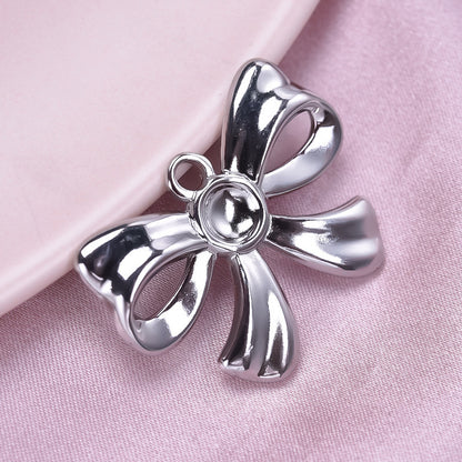 Golden Bow Tie Pendant For Stylish Looks Made Of Durable 304 Stainless Steel