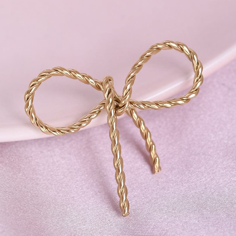Golden Bow Tie Pendant For Stylish Looks Made Of Durable 304 Stainless Steel