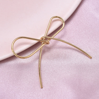 Golden Bow Tie Pendant For Stylish Looks Made Of Durable 304 Stainless Steel