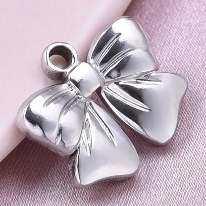 Golden Bow Tie Pendant For Stylish Looks Made Of Durable 304 Stainless Steel