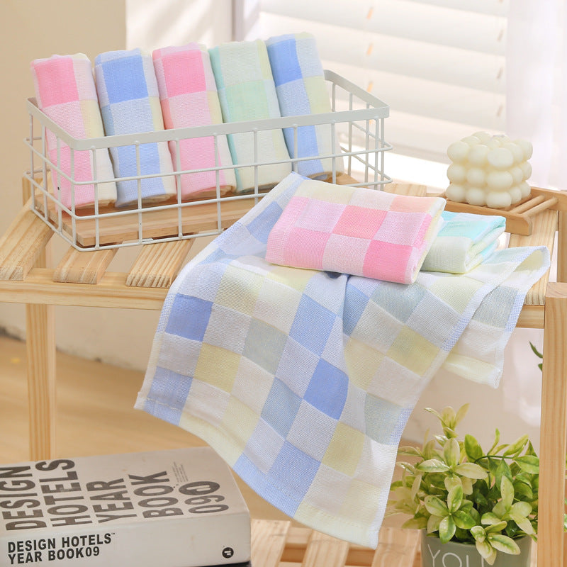 Soft And Absorbent Towels For Home Textiles & Decor, Ideal For Bath And Baby Use