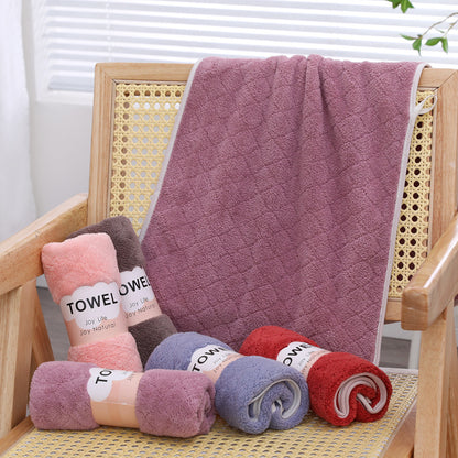 Soft And Absorbent Bath Towel For Everyday Use