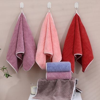 Soft And Absorbent Bath Towel For Everyday Use