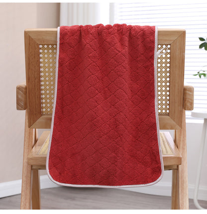 Soft And Absorbent Bath Towel For Everyday Use