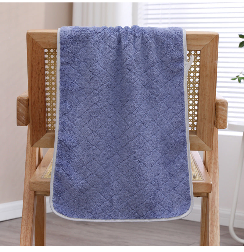 Soft And Absorbent Bath Towel For Everyday Use