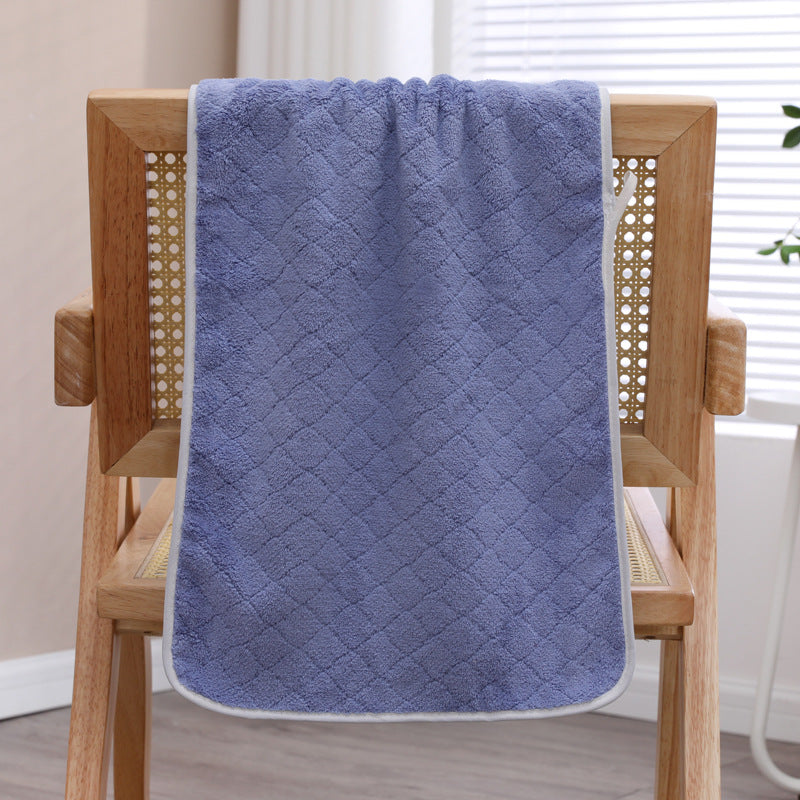 Soft And Absorbent Bath Towel For Everyday Use