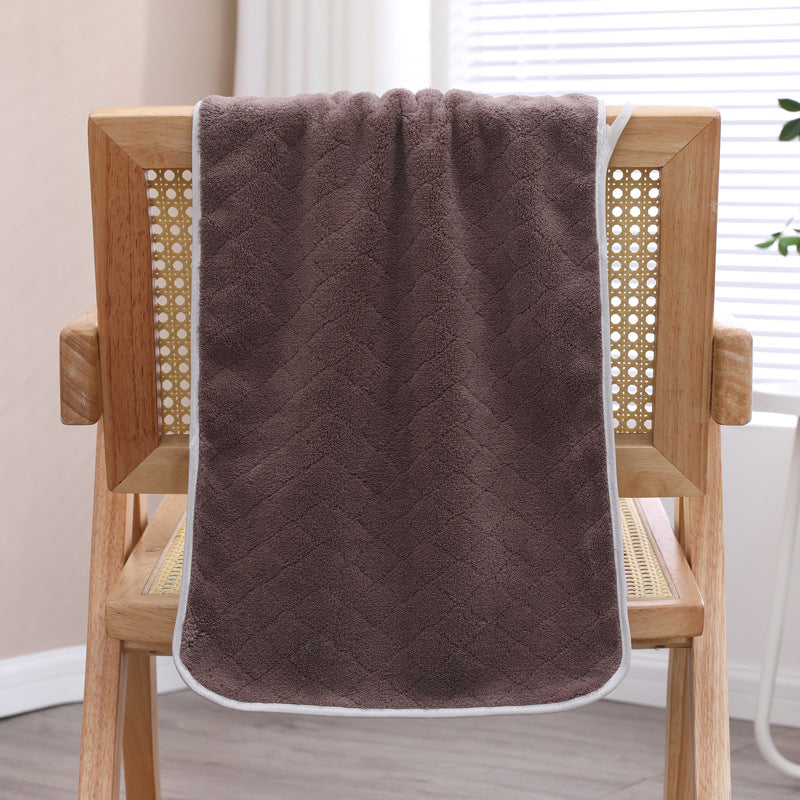 Soft And Absorbent Bath Towel For Everyday Use
