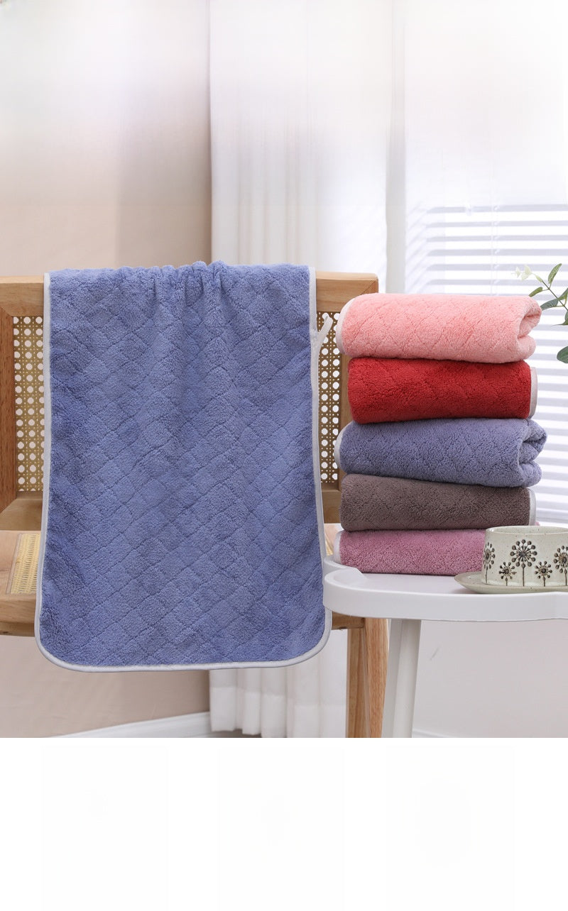 Soft And Absorbent Bath Towel For Everyday Use