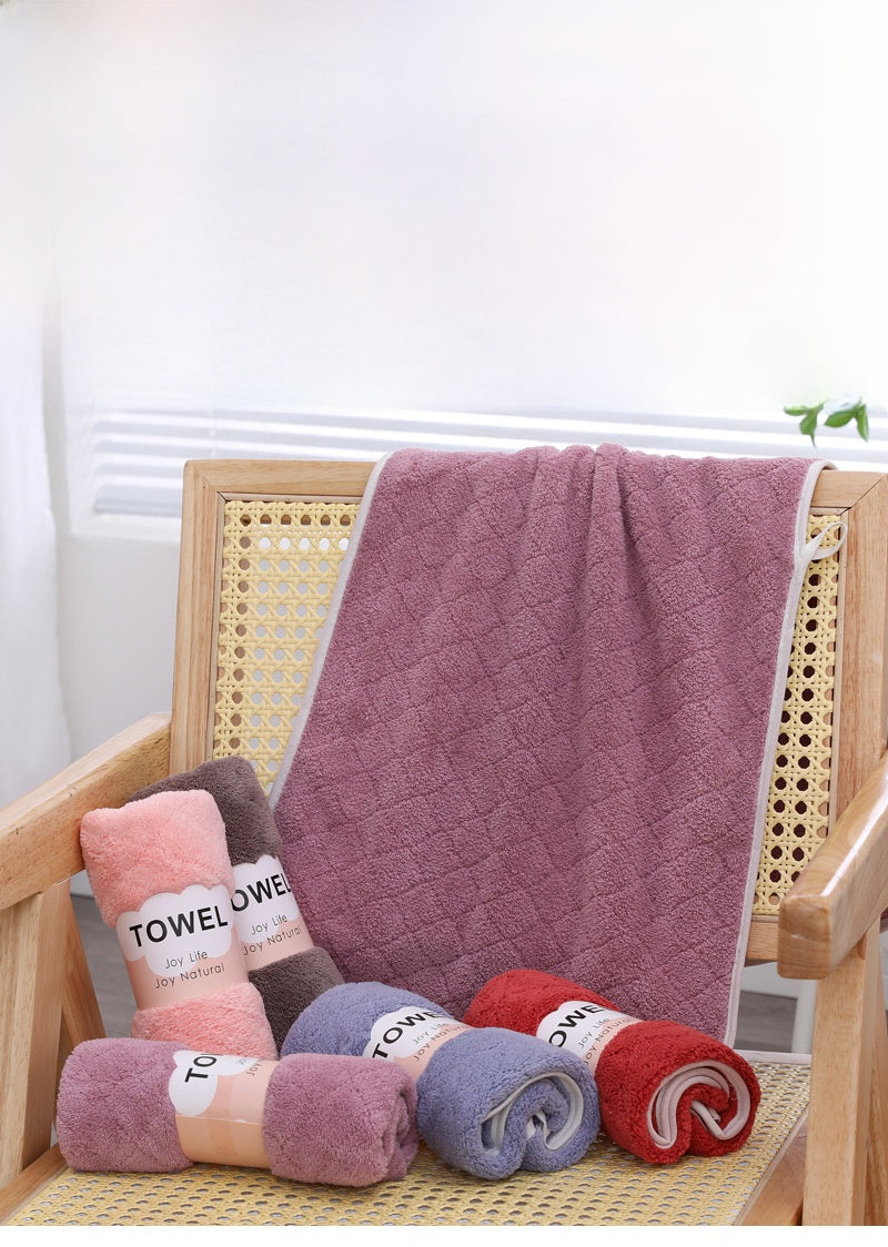 Soft And Absorbent Bath Towel For Everyday Use