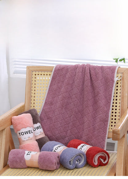 Soft And Absorbent Bath Towel For Everyday Use