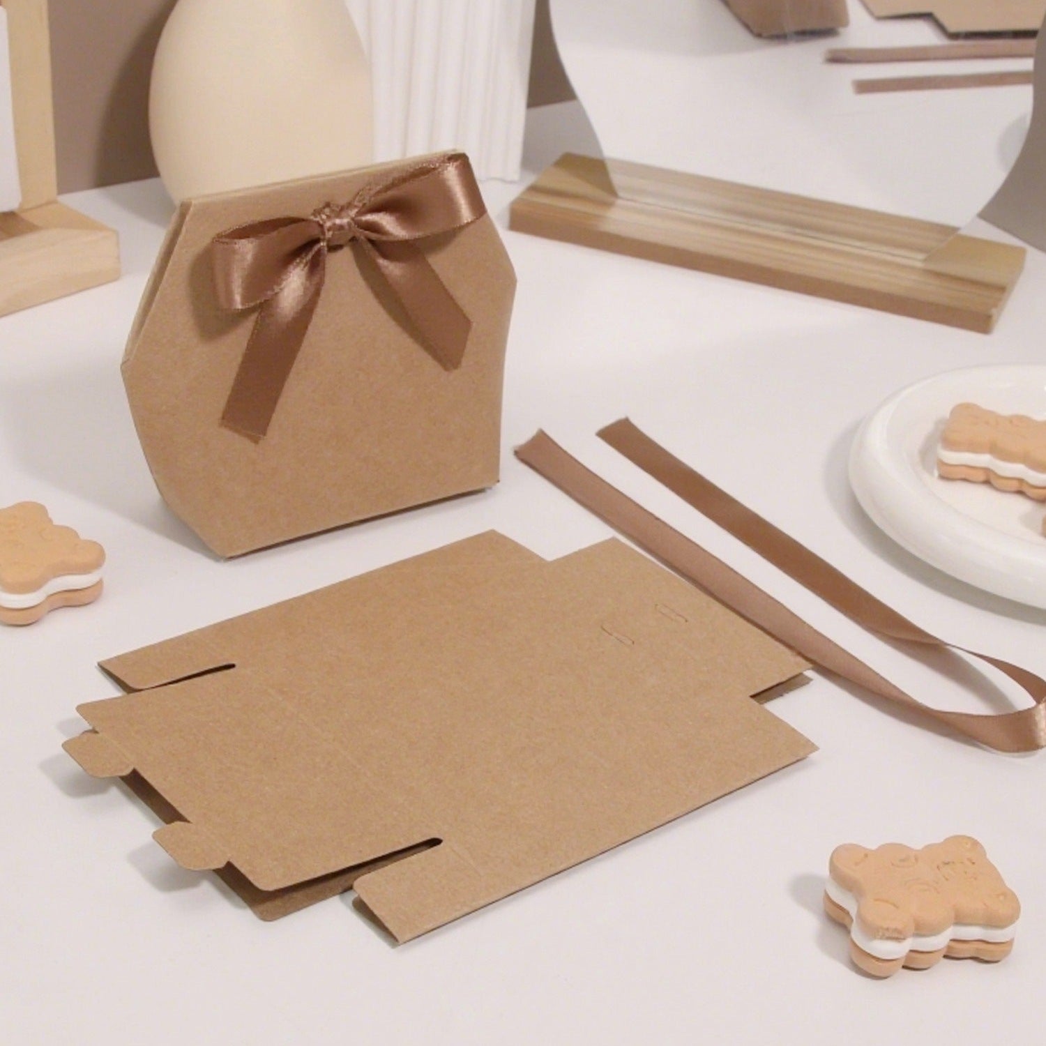 White Paper Gift Wrapping Supplies Paper Bag For Wedding Party With Elegant Wedding Style