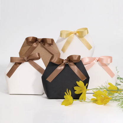 White Paper Gift Wrapping Supplies Paper Bag For Wedding Party With Elegant Wedding Style