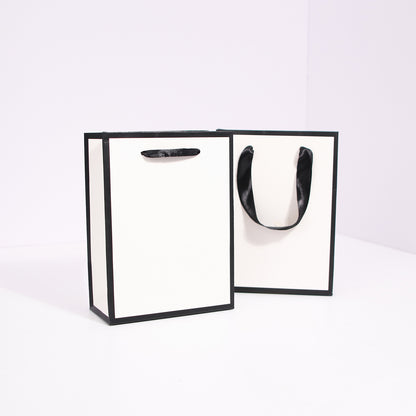 Paper Bag Made Of Durable Paper Material For Everyday Use