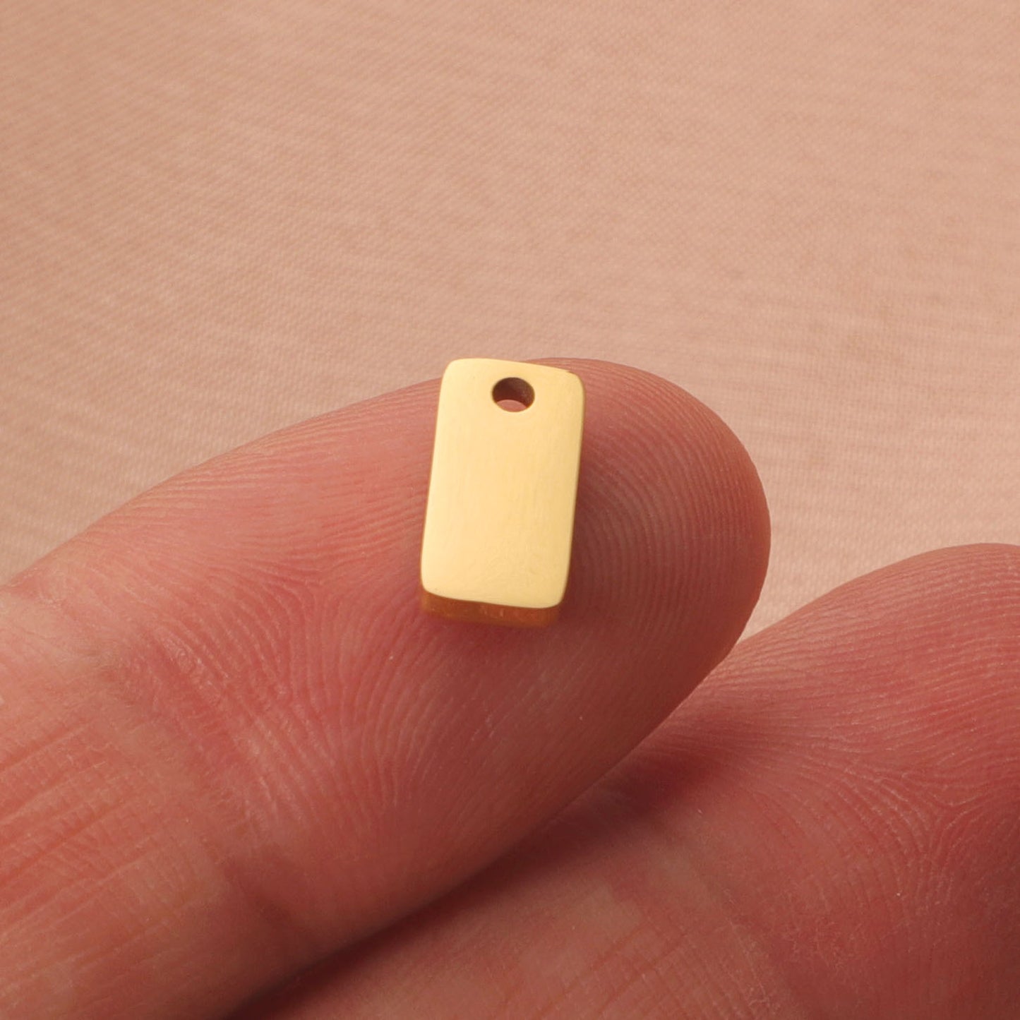 Square Pattern Jewelry Accessory In Steel Color, Made Of 304 Stainless Steel With Electroplated Finish
