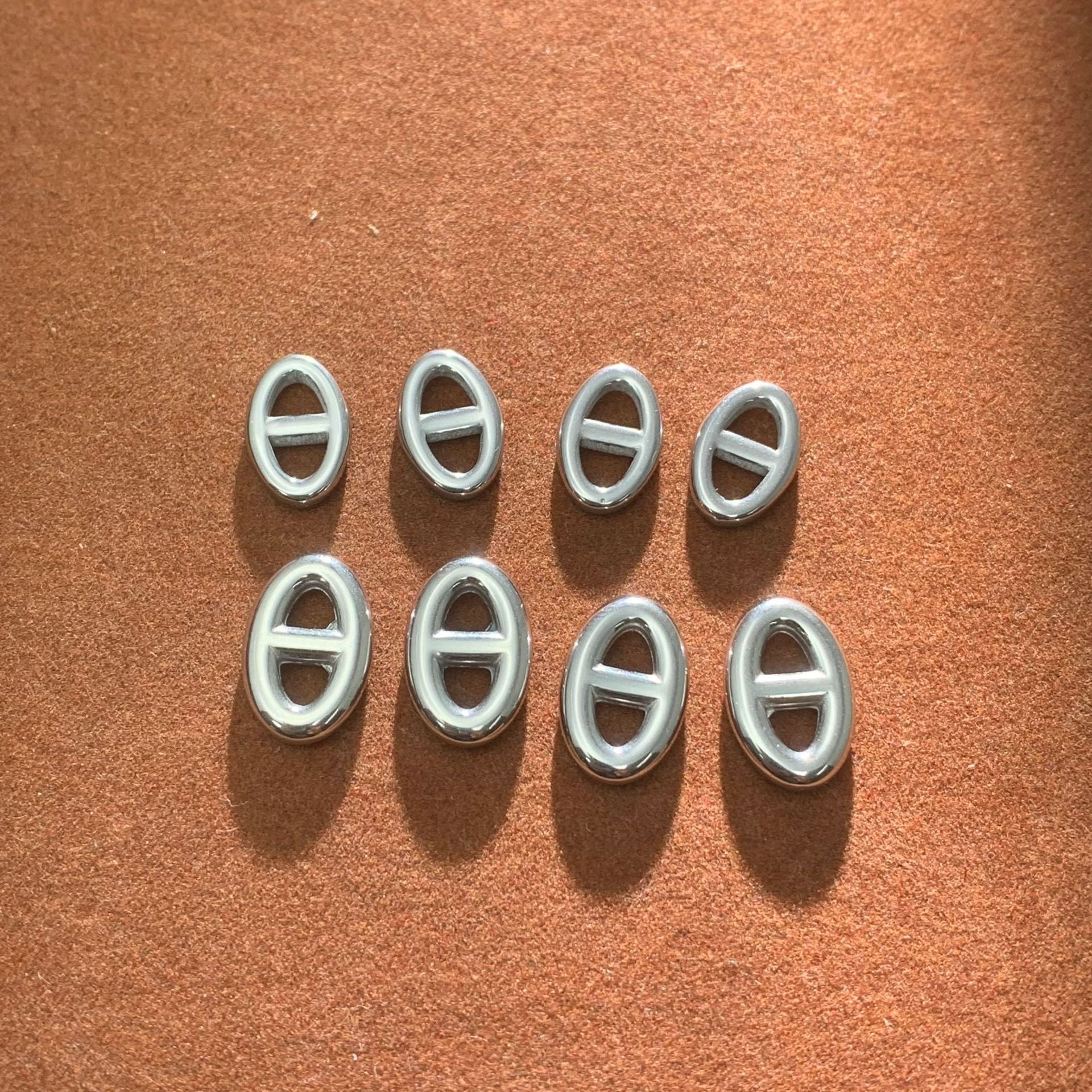 Titanium Steel Jewelry Buckle With Electroplated Finish, Perfect For Love Charms And Jewelry Accessories