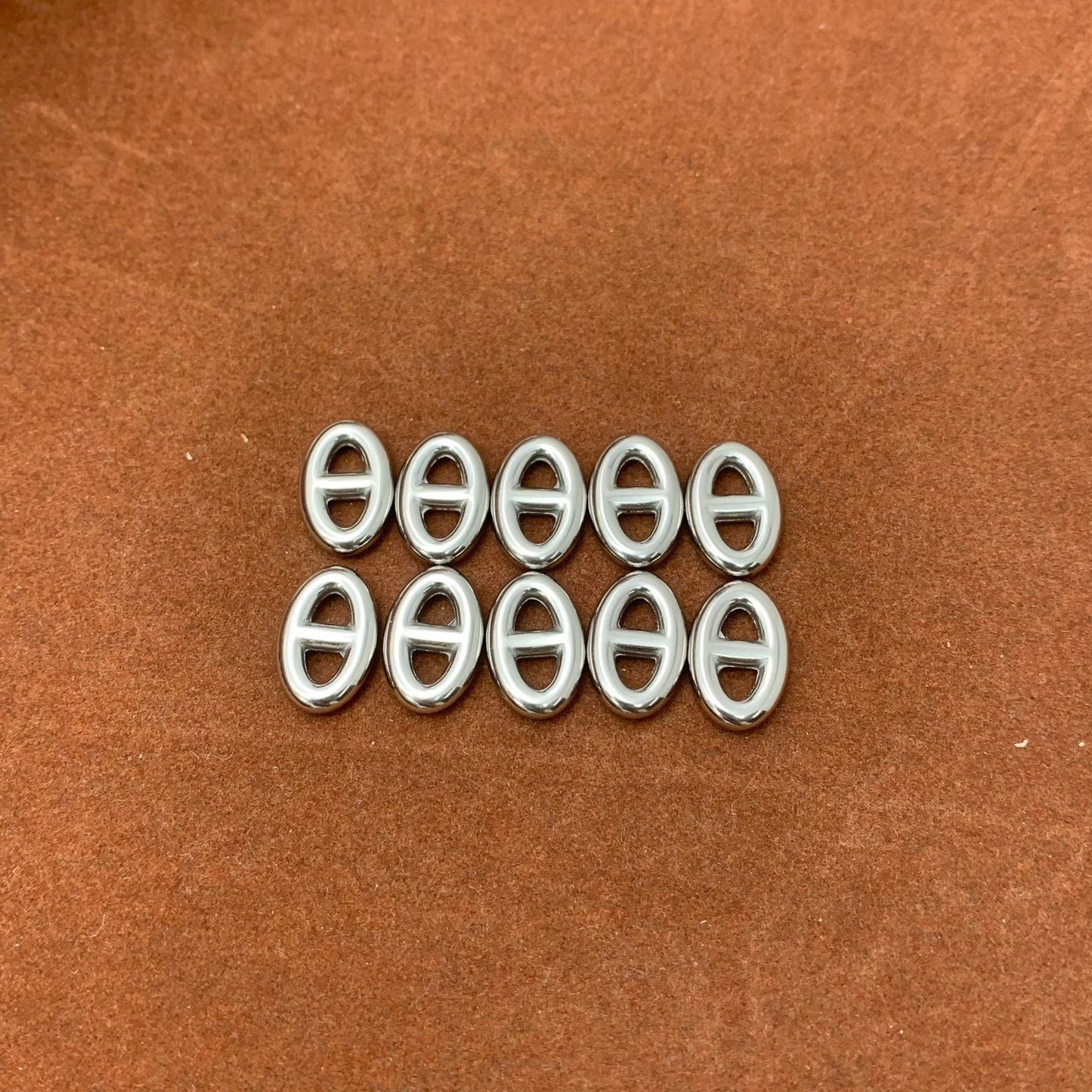 Titanium Steel Jewelry Buckle With Electroplated Finish, Perfect For Love Charms And Jewelry Accessories