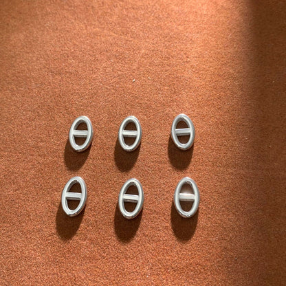Titanium Steel Jewelry Buckle With Electroplated Finish, Perfect For Love Charms And Jewelry Accessories