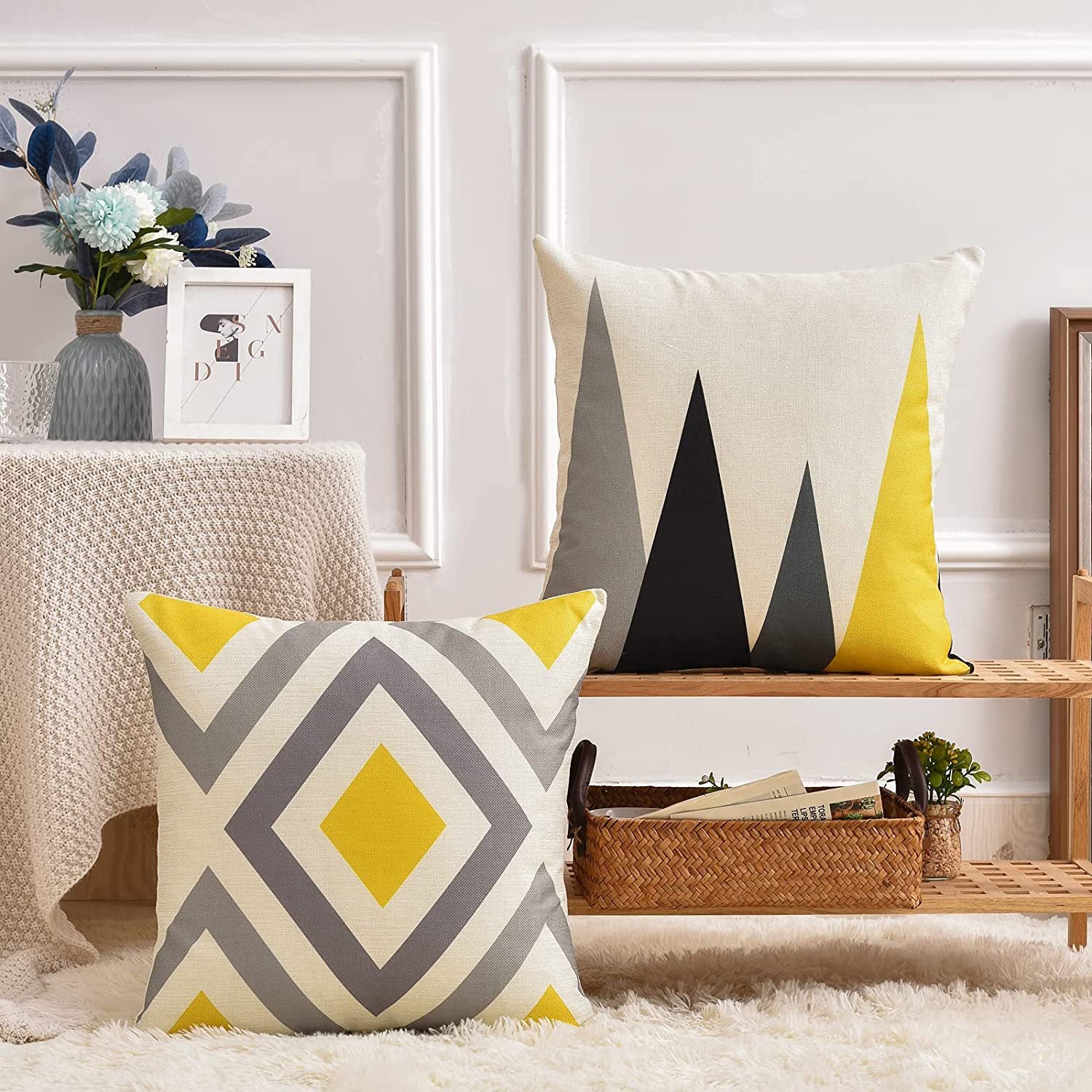 Geometric Pattern Decorative Throw Pillow For Sofa And Bed, Modern Design Cushion In Neutral Colors