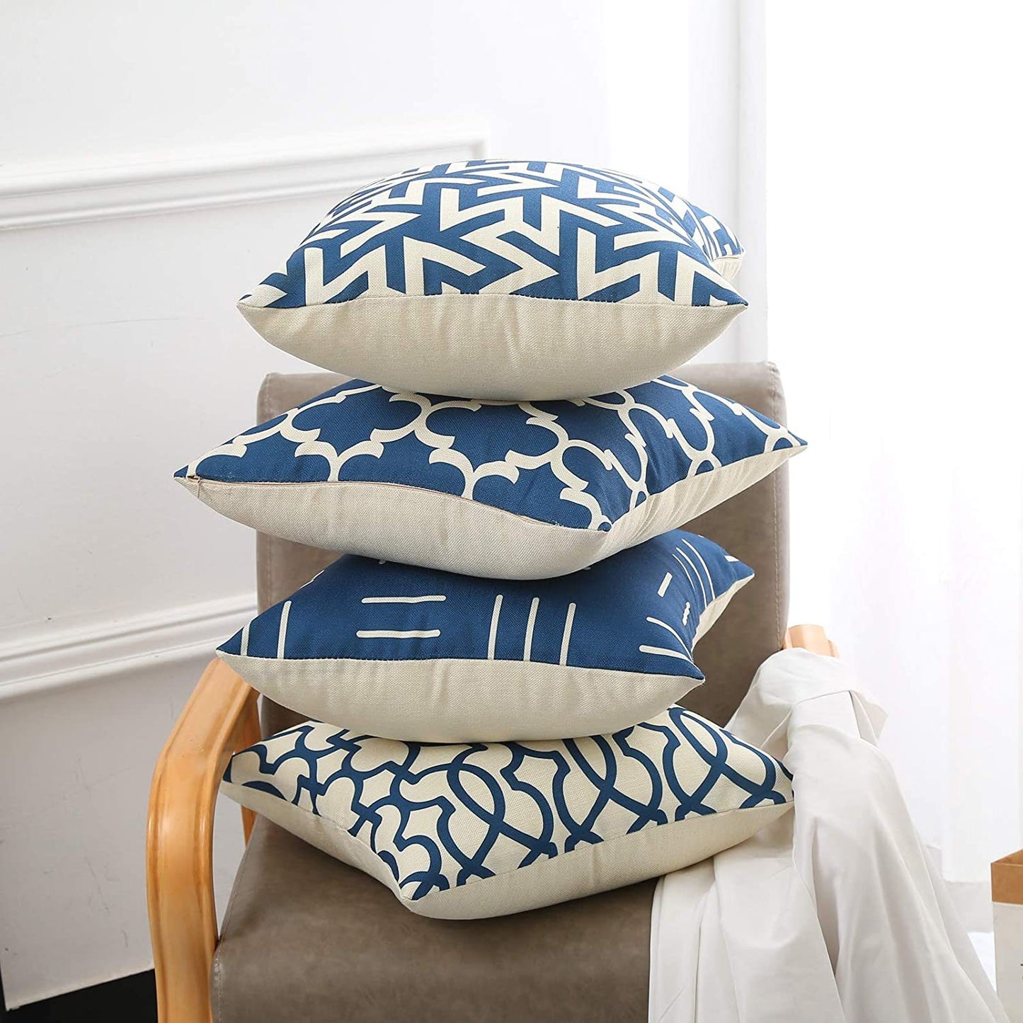 Geometric Pattern Decorative Throw Pillow For Sofa And Bed, Modern Design Cushion In Neutral Colors