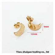 Titanium Steel Plated 18K Gold Moon Stud Earrings, 1 Piece