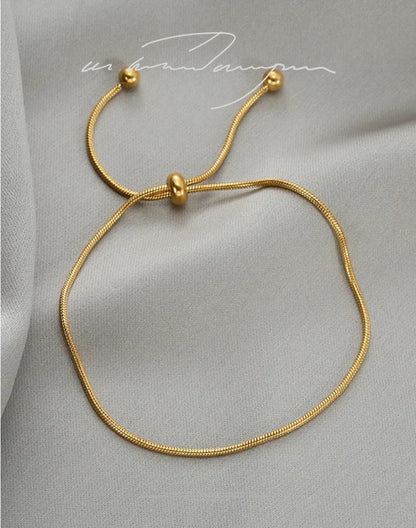 Snake Pattern Titanium Steel Bracelet For Women With Love Charms In Golden