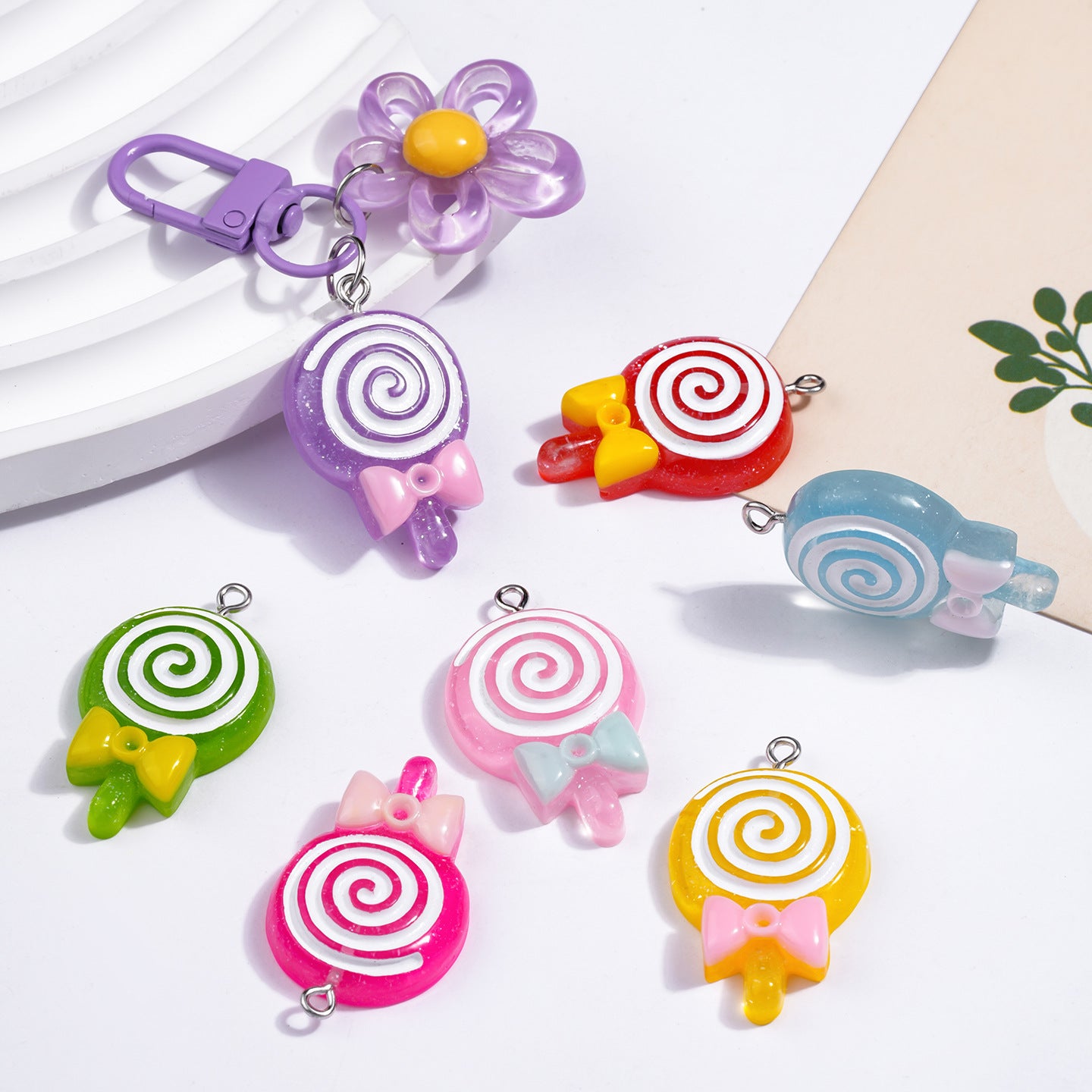 Cartoon Resin Love Charms Jewelry Accessories In Sweet Style, Available In Colour