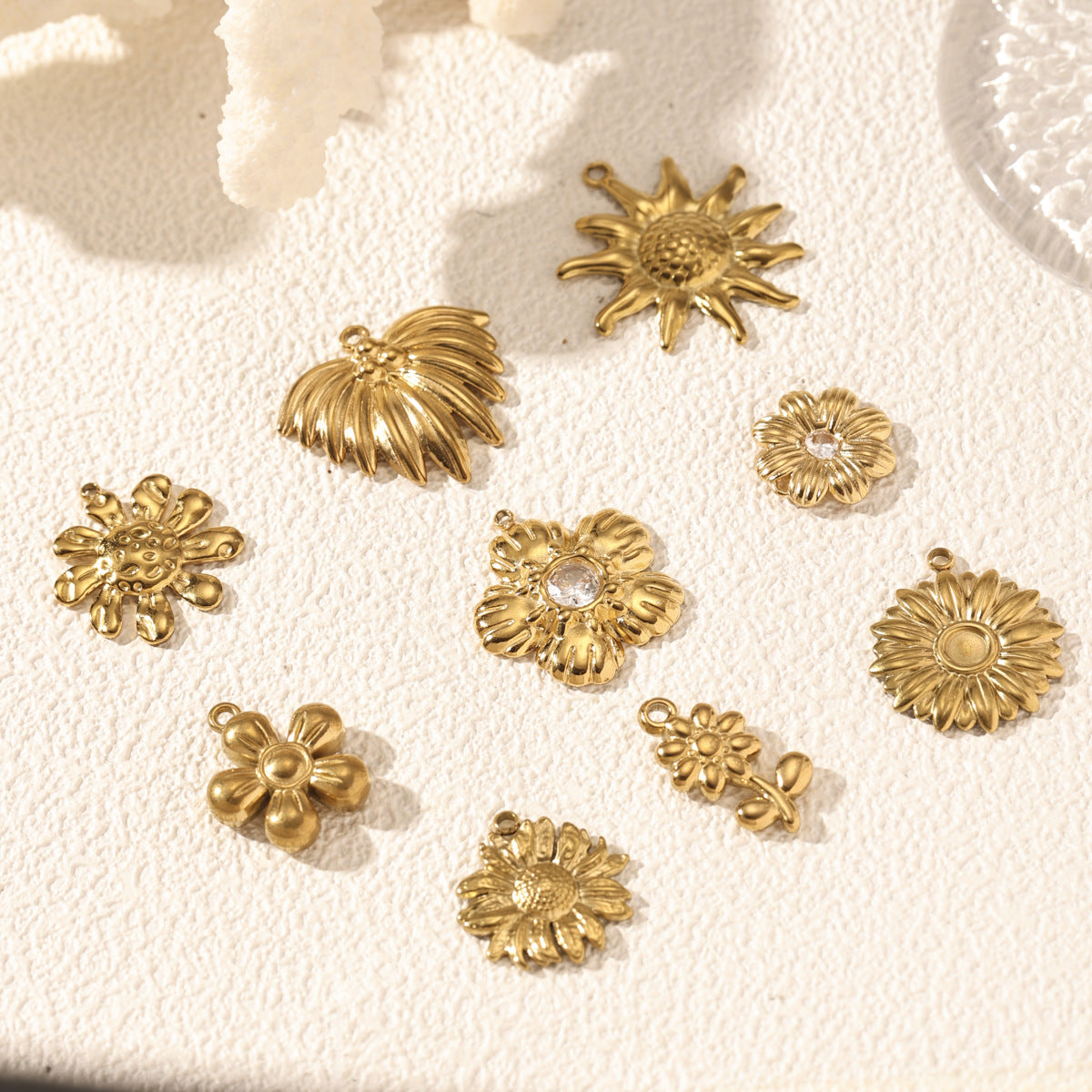 Elegant Jewelry Accessories Featuring Flower Patterns Made Of Durable Titanium Steel
