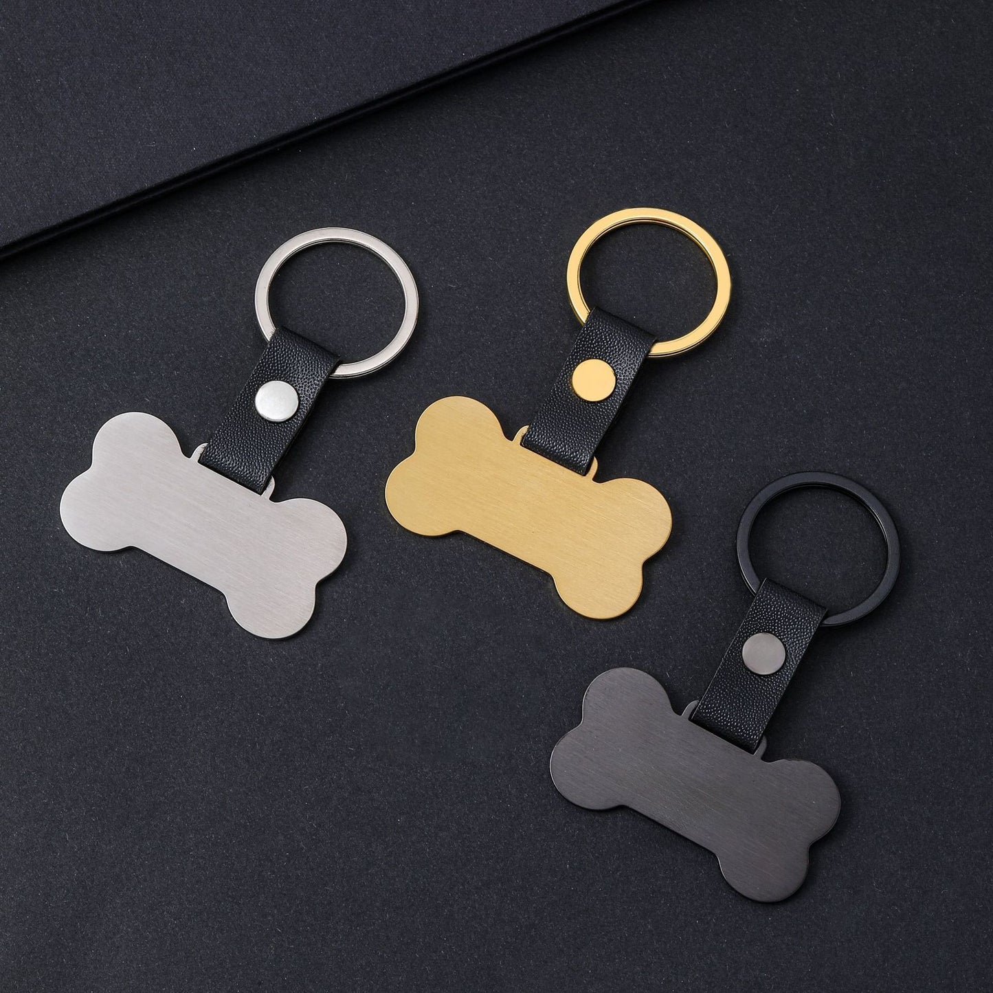 Silver Hanging Ornament Accessory Featuring Elegant Design For Home Or Office Decoration