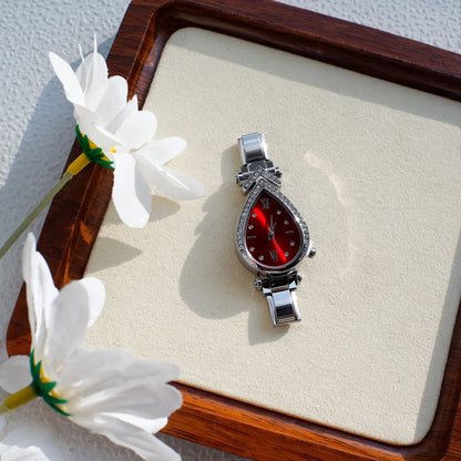 Quartz Watch With Stainless Steel Strap And Buckle, Featuring Ordinary Glass Mirror And Pointer Display, Includes Love Charms