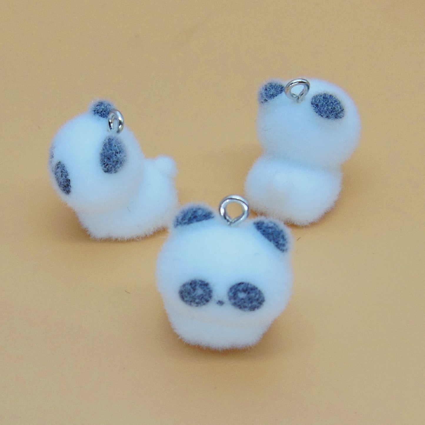 Resin Animal Key Chain Featuring Love Charms, Available In Colour, Perfect For Key Chains Accessories