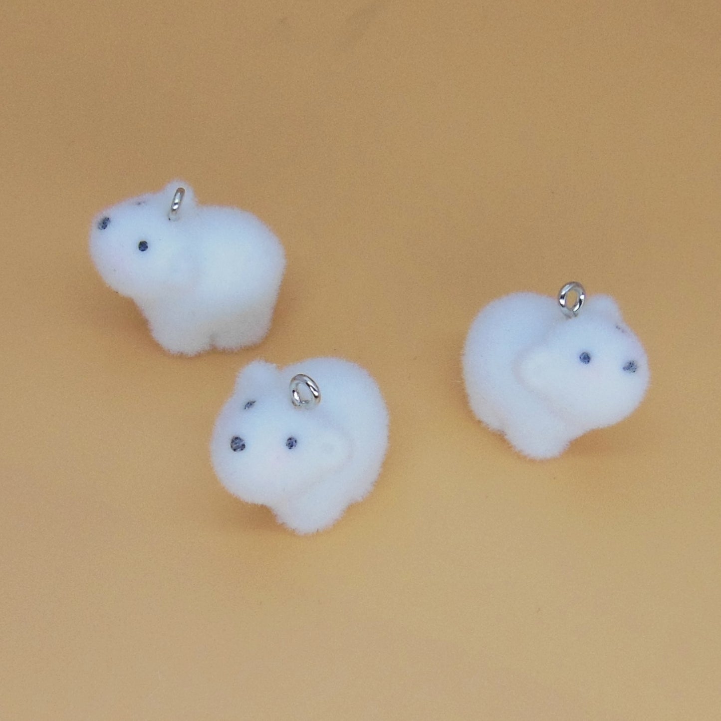 Resin Animal Key Chain Featuring Love Charms, Available In Colour, Perfect For Key Chains Accessories