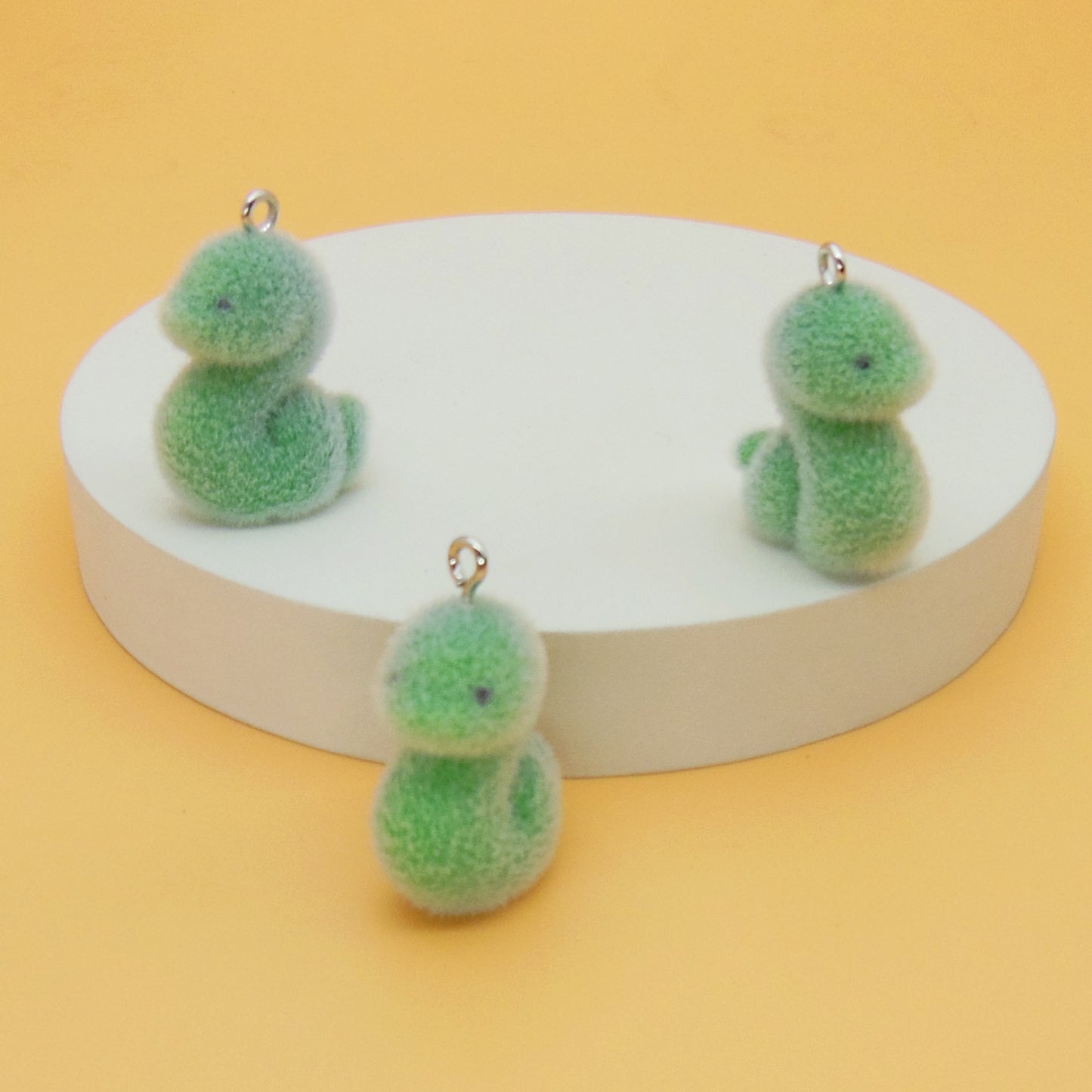 Resin Animal Key Chain Featuring Love Charms, Available In Colour, Perfect For Key Chains Accessories