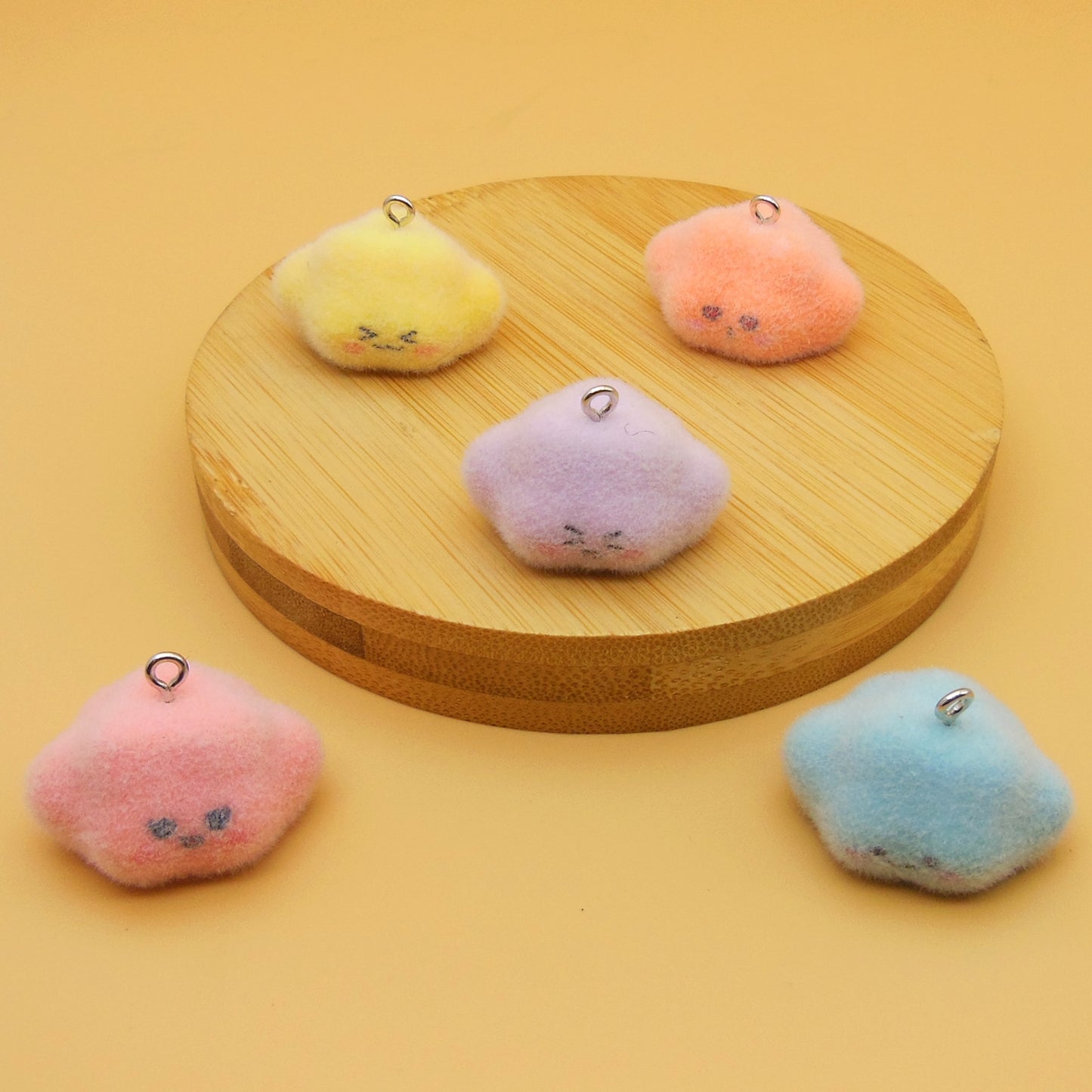 Resin Animal Key Chain Featuring Love Charms, Available In Colour, Perfect For Key Chains Accessories