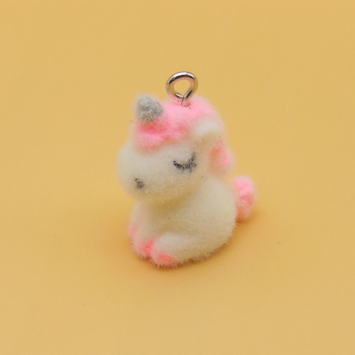 Resin Animal Key Chain Featuring Love Charms, Available In Colour, Perfect For Key Chains Accessories
