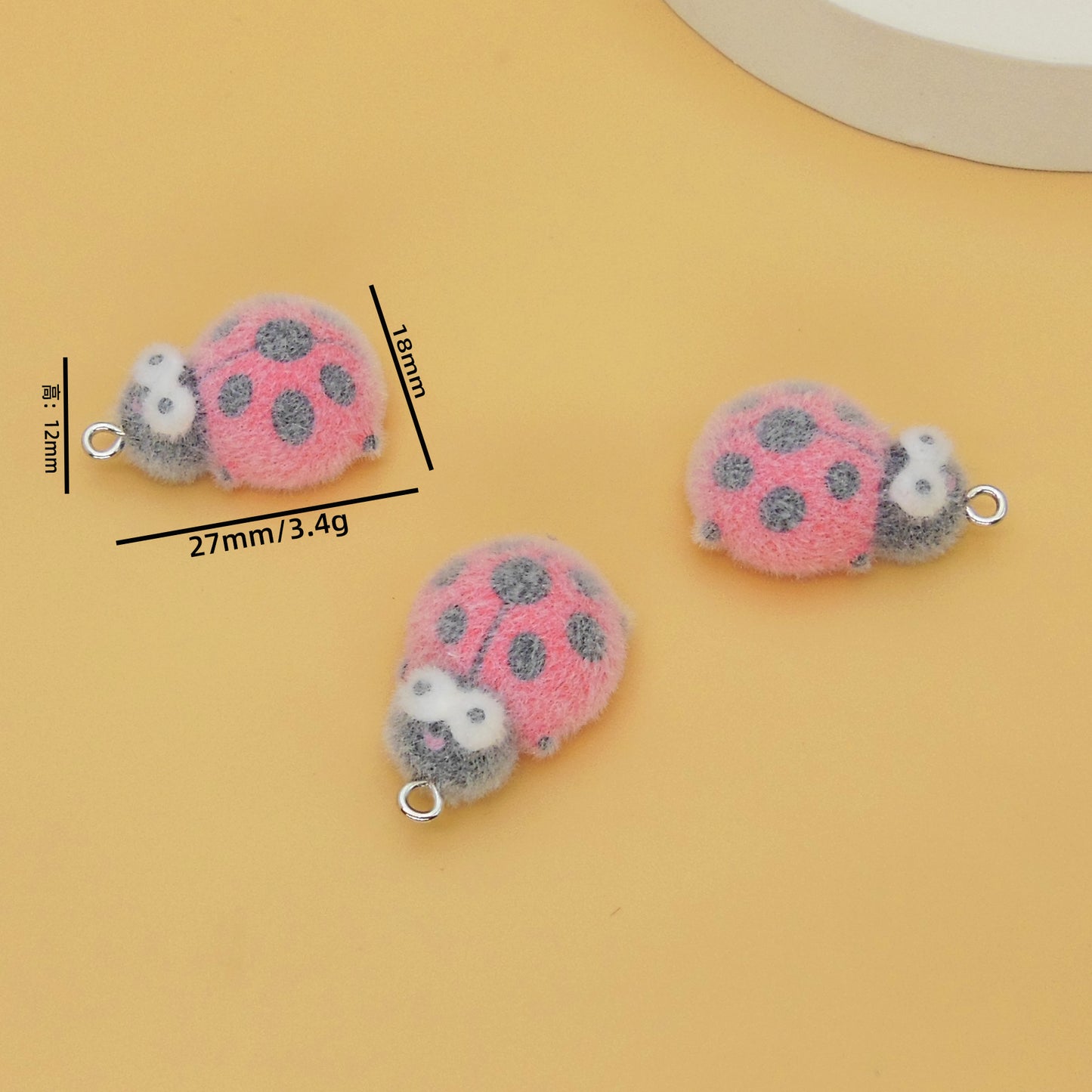 Resin Animal Key Chain Featuring Love Charms, Available In Colour, Perfect For Key Chains Accessories