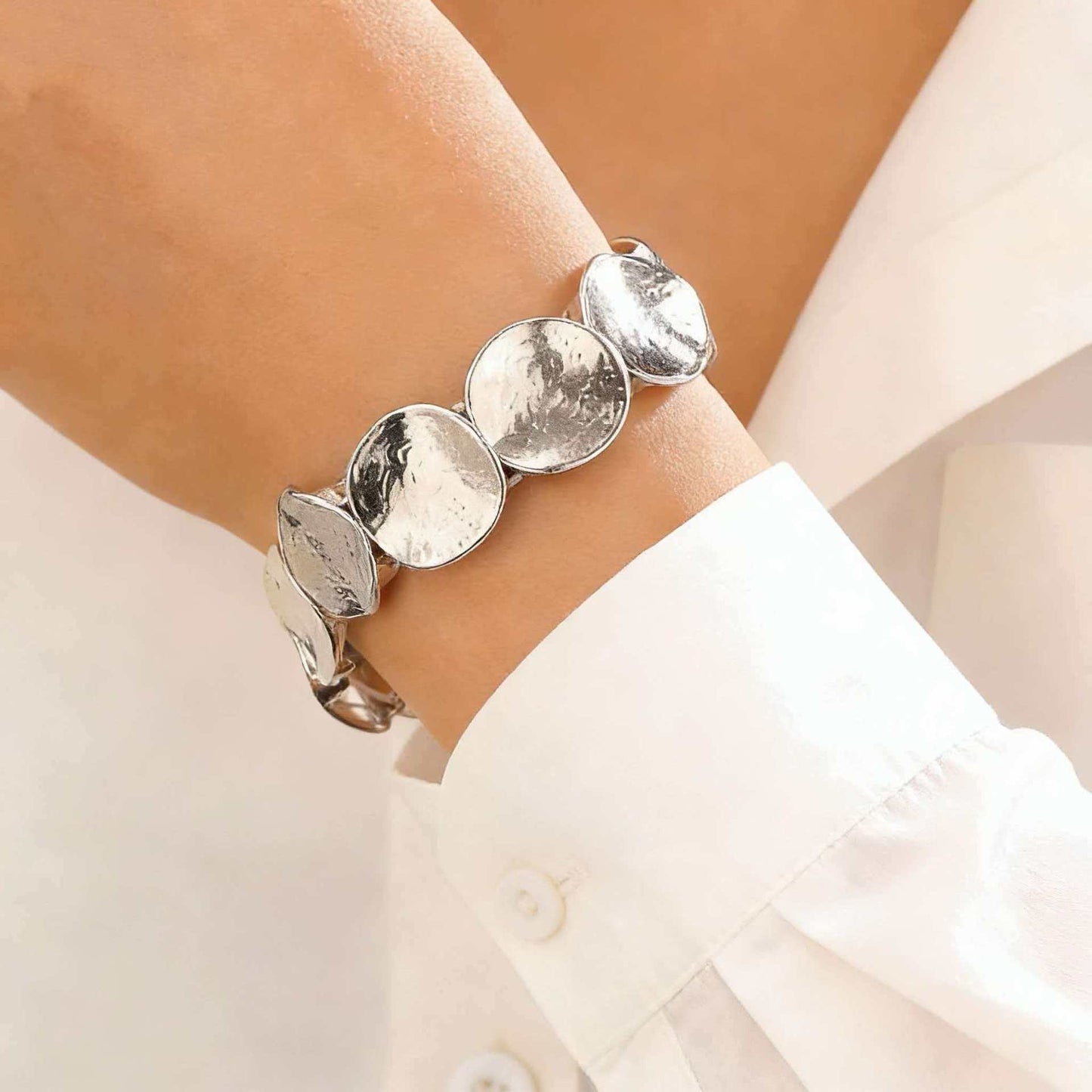Folds Bracelet For Women In Elegant Golden Color