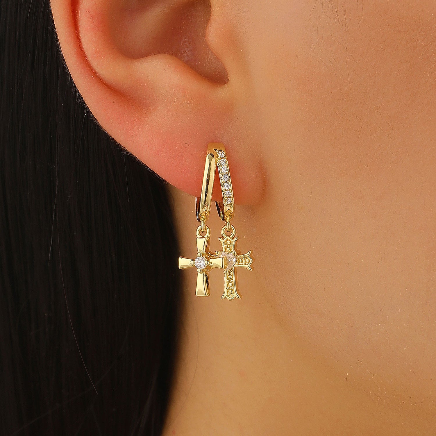Cross Stud Earrings For Women In Copper Featuring Zircon Inlay