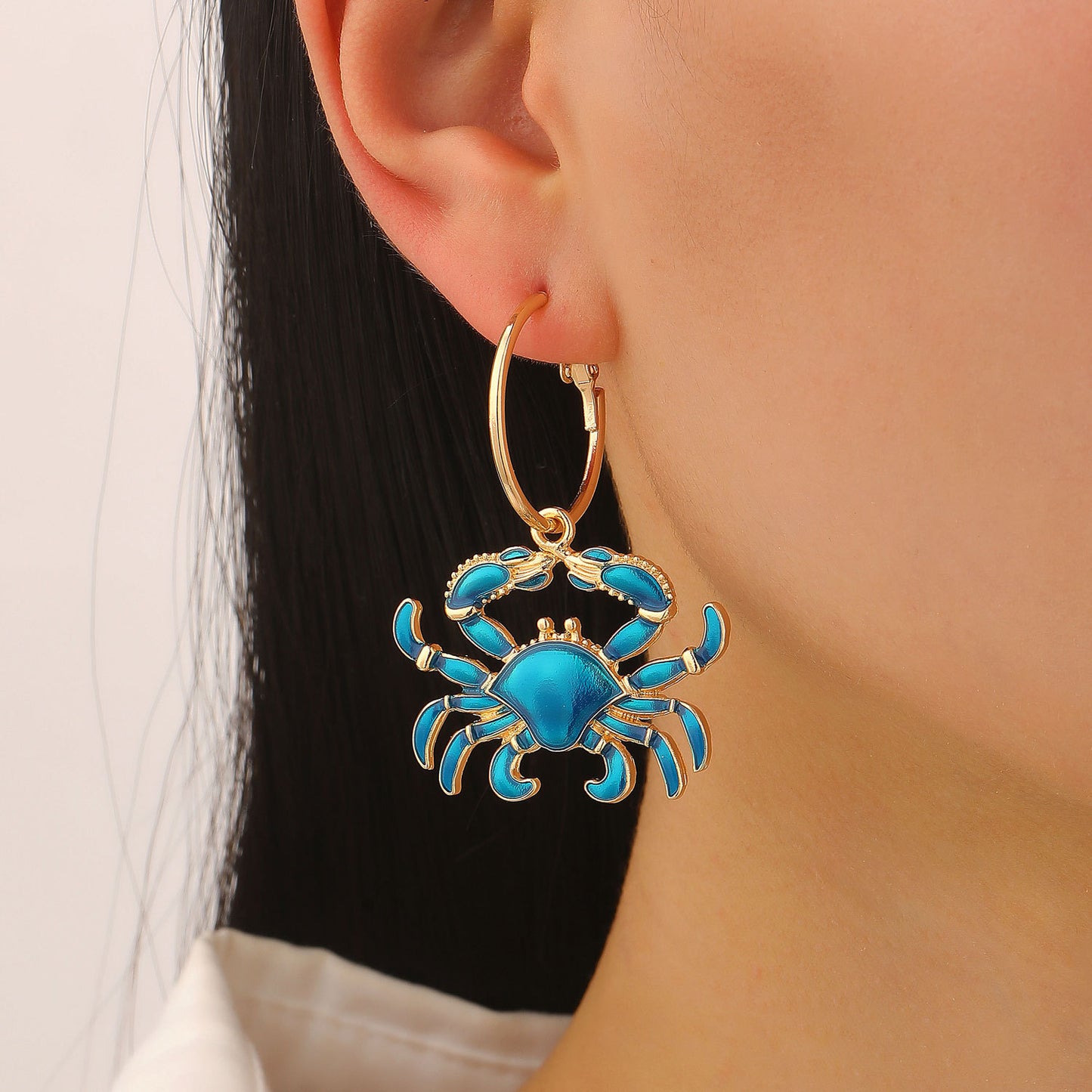 Crab Earrings For Women Made Of Zinc Alloy, Stylish And Durable Accessory