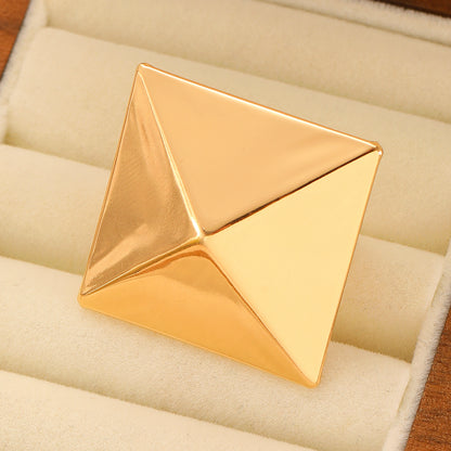 Exaggerated Golden Quadrilateral Iron Ring For Women, 1 Piece