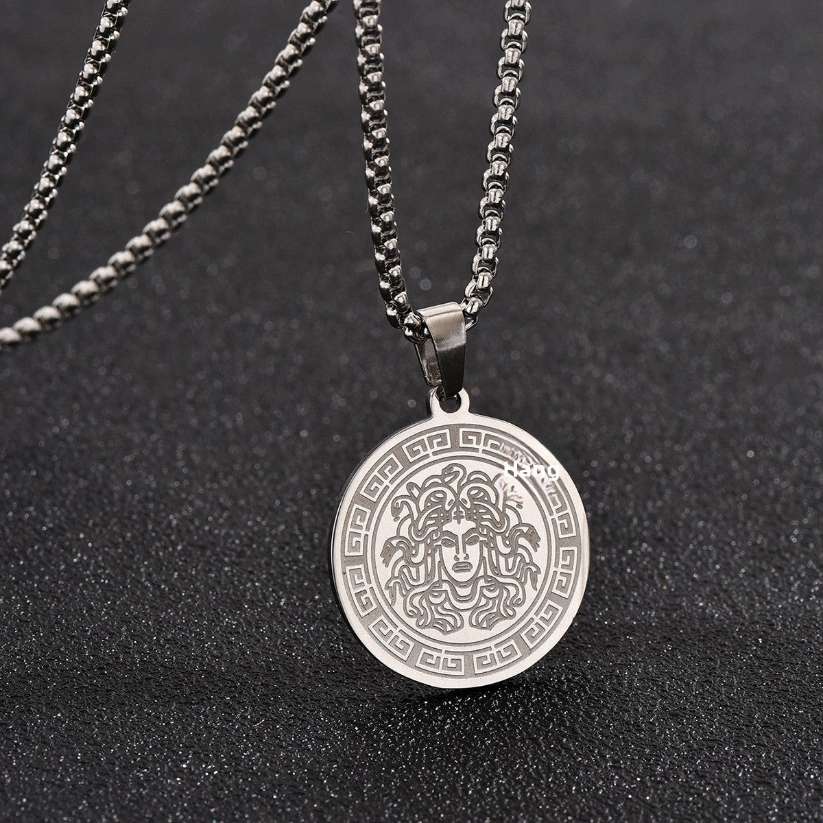 Hip-Hop Style Snake Necklace In Steel Color For A Bold Fashion Statement