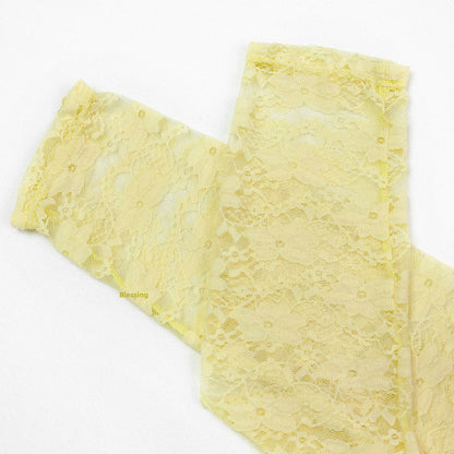 Solid Color Three-Piece Swimwear Set In Yellow Featuring Nylon Fabric And A Split Swimsuit Top With Halter Neck For Beach