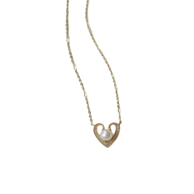 Heart Shape Pendant For Elegant Style And Romantic Look