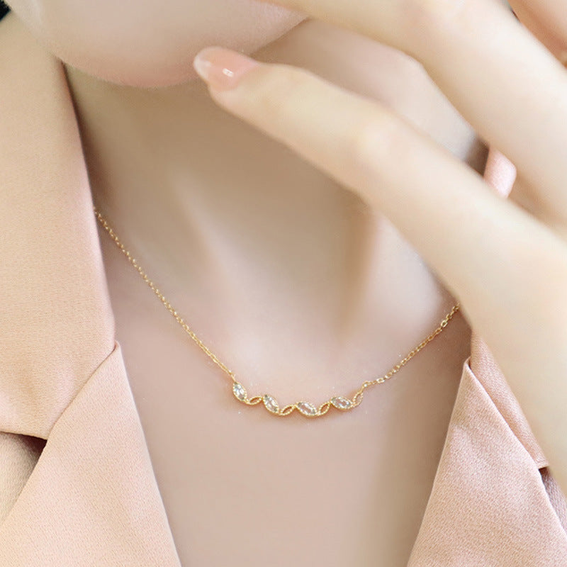Water Droplets Necklace Pendant For Elegant Style