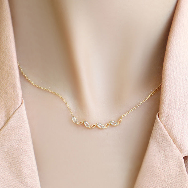 Water Droplets Necklace Pendant For Elegant Style