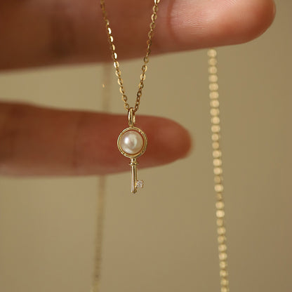 For Necklace In 925 Sterling Silver With Golden Finish Featuring A Durable Cable Chain