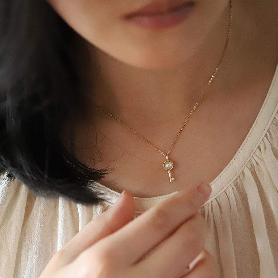 For Necklace In 925 Sterling Silver With Golden Finish Featuring A Durable Cable Chain