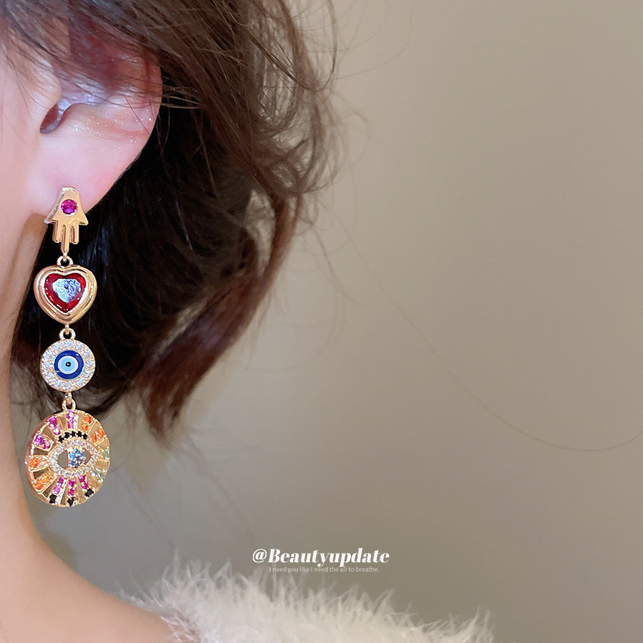 Retro Heart Shape Stud Earrings For Women In Copper With Zircon Inlay